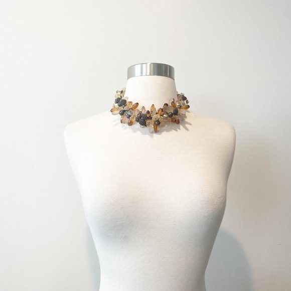 590 Collection of vintage glass, plastic and lucite bead necklaces - Picture 3 of 10